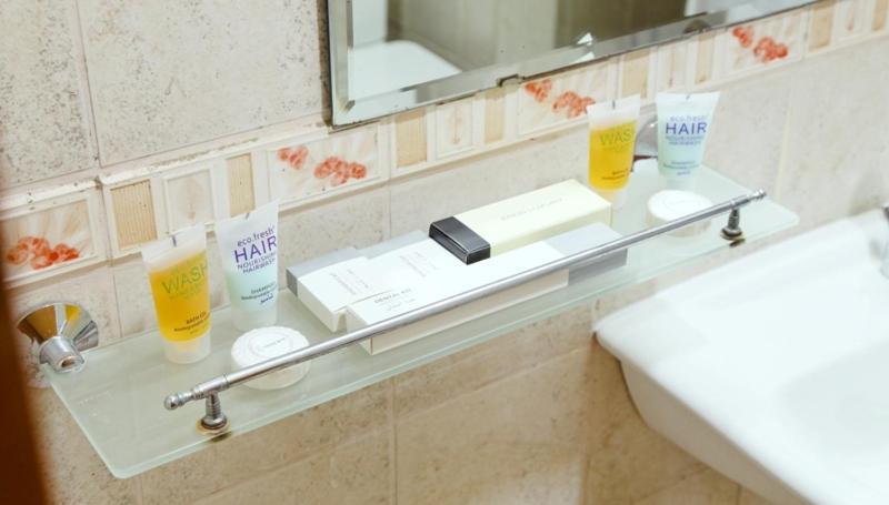 Ruwi Hotel Apartments, Sharjah Bagian luar foto