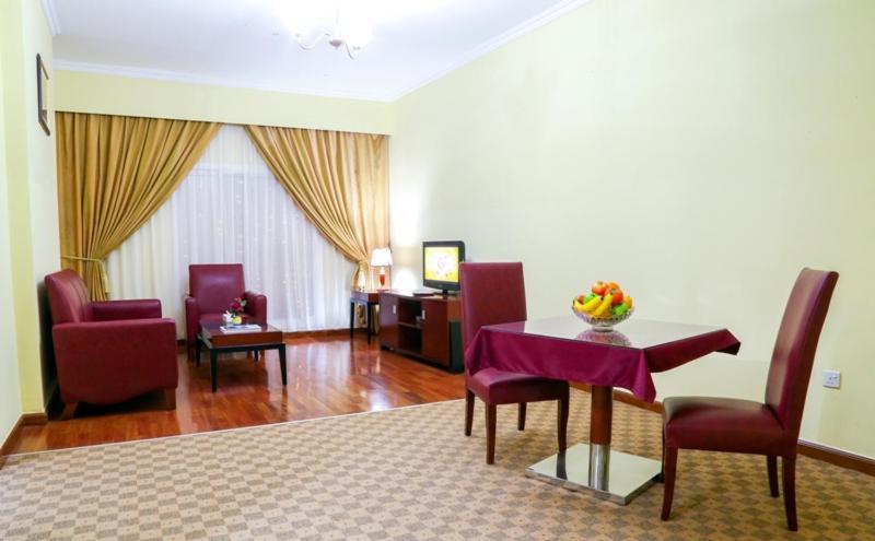 Ruwi Hotel Apartments, Sharjah Bagian luar foto