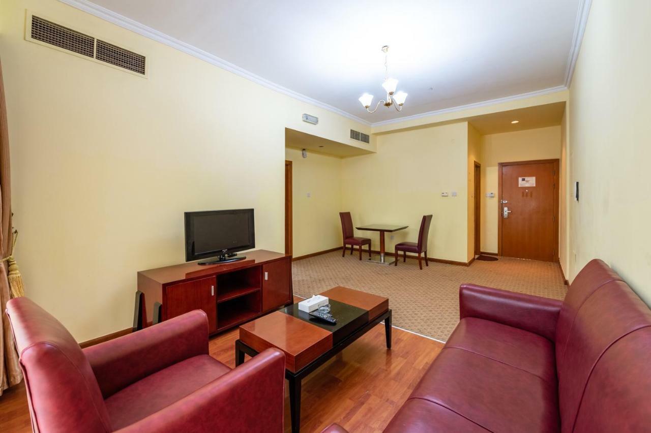 Ruwi Hotel Apartments, Sharjah Bagian luar foto
